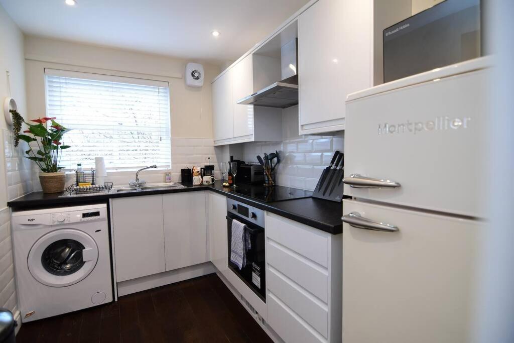 Loveyork Priory Apartment - Central With Parking Exteriér fotografie